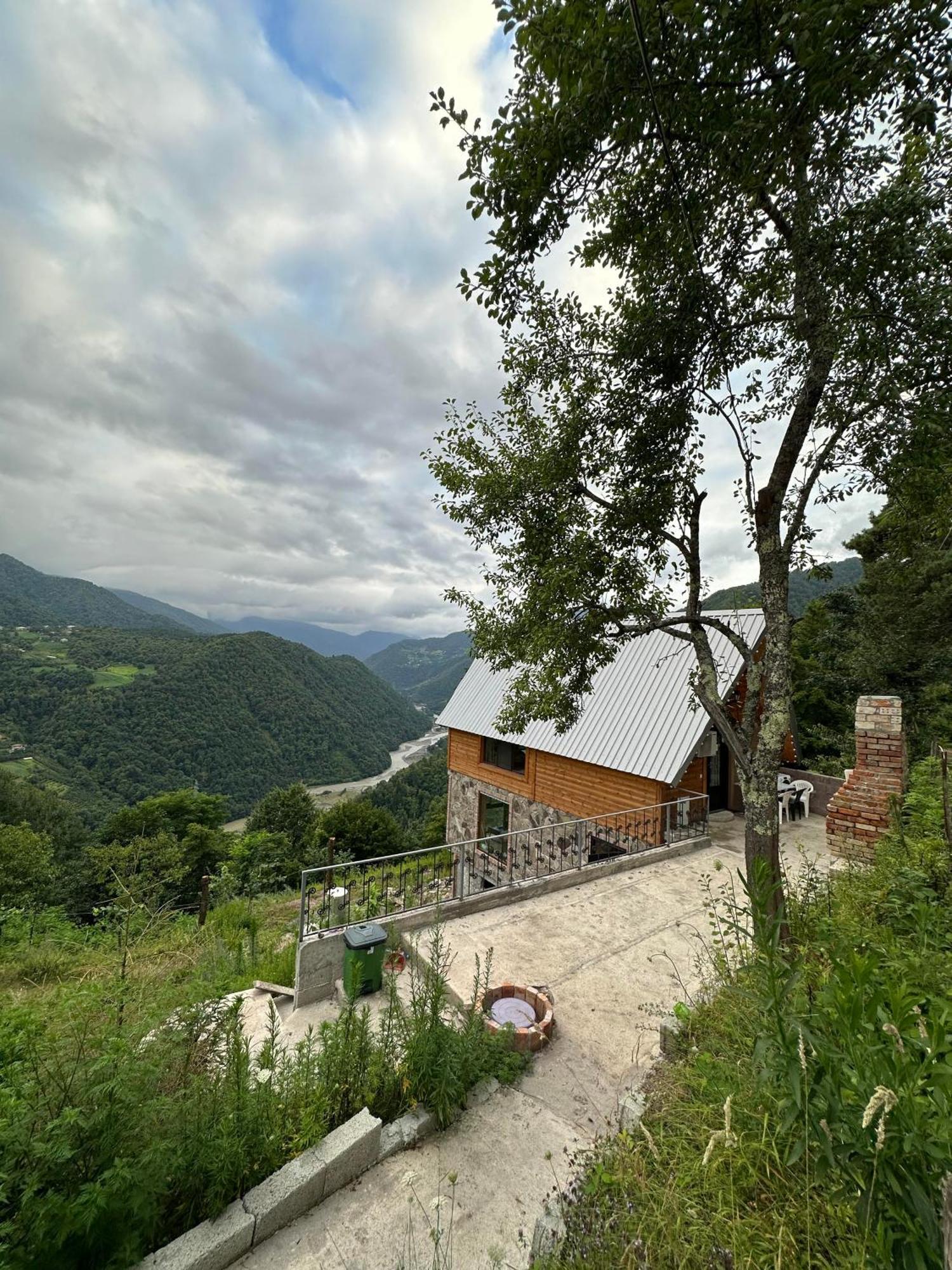 Dom wakacyjny Highland • Varjanisi